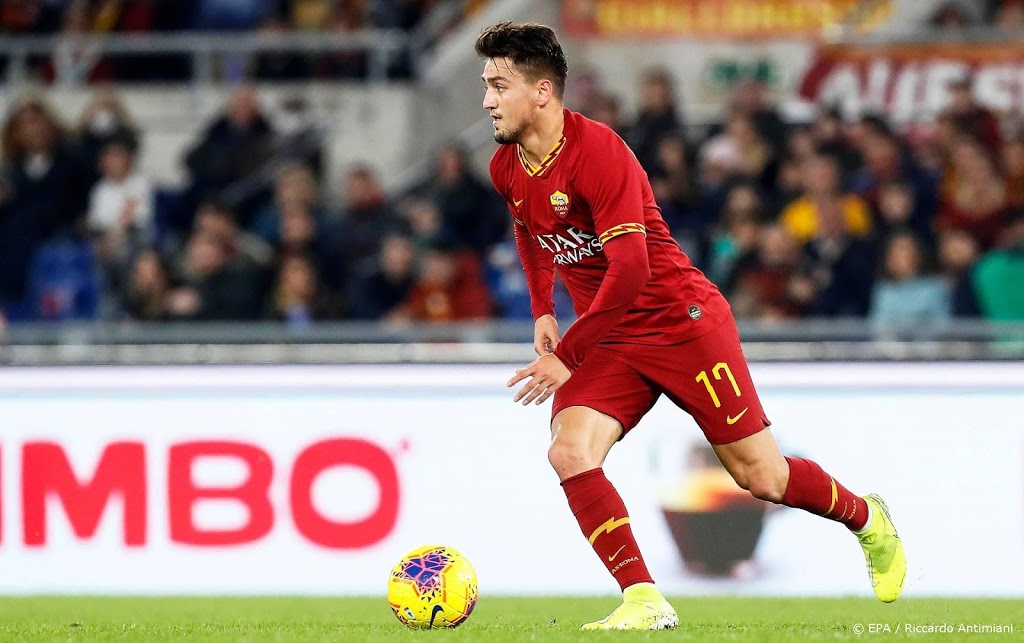 Leicester City huurt Turkse aanvaller Ünder van AS Roma