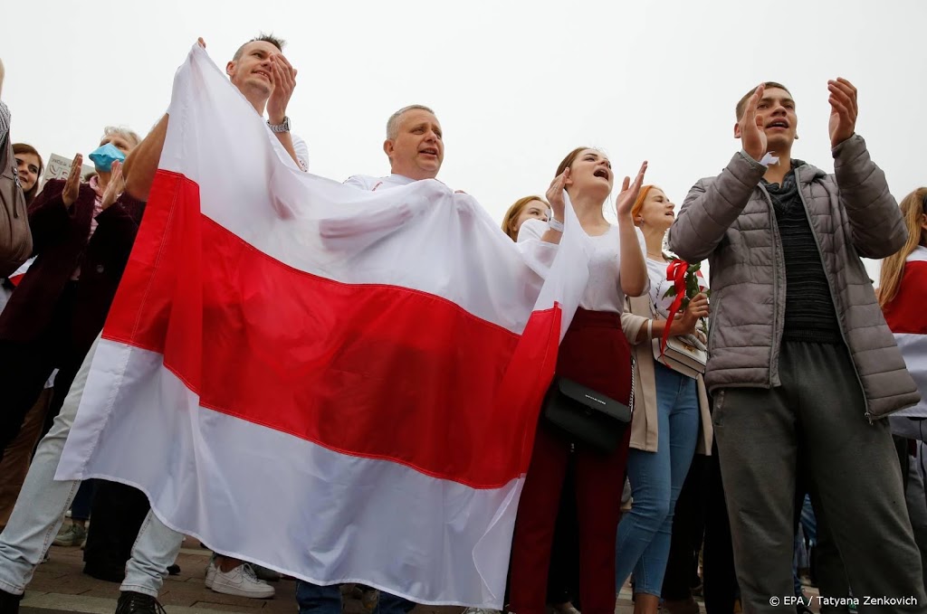 Bijna 200 arrestaties na massaprotest Wit-Rusland