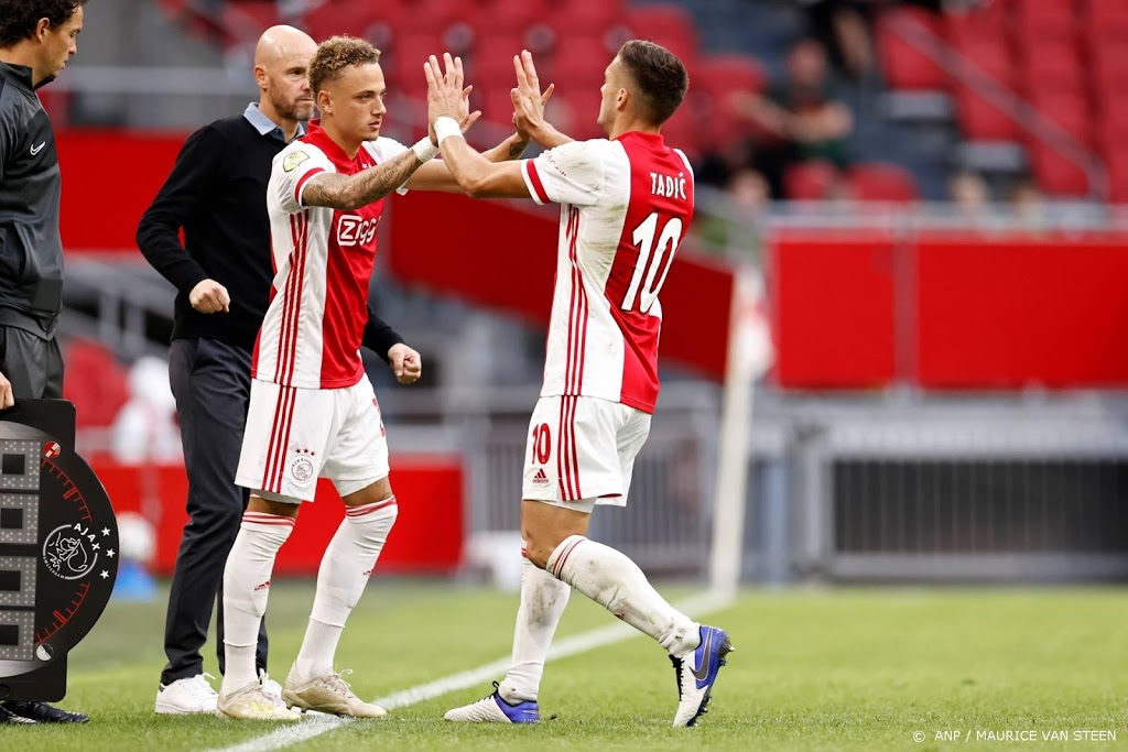 Ajax wint eenvoudig van RKC: 3-0