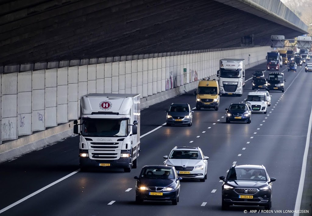 TLN: transportsector haalt klimaatafspraken niet zonder subsidie 