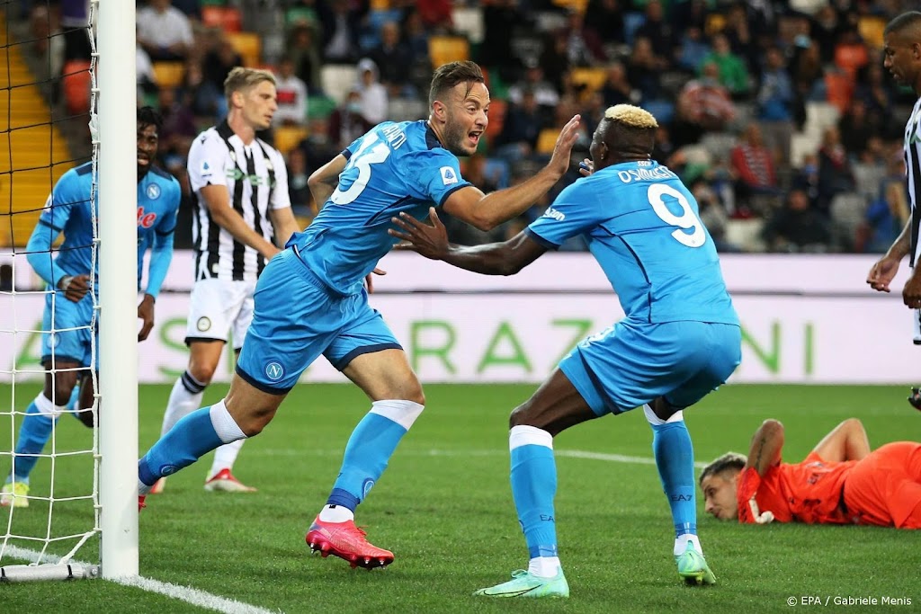 Napoli weer koploper na zege bij Udinese