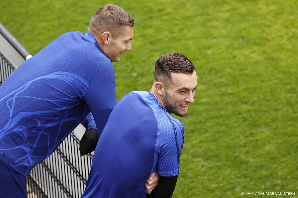 Bijlow en Scherpen sluiten als extra keepers aan bij Oranje