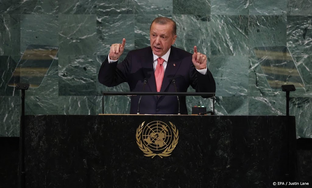 Erdogan roept op tot ‘waardige uitweg’ uit Oekraïne-crisis