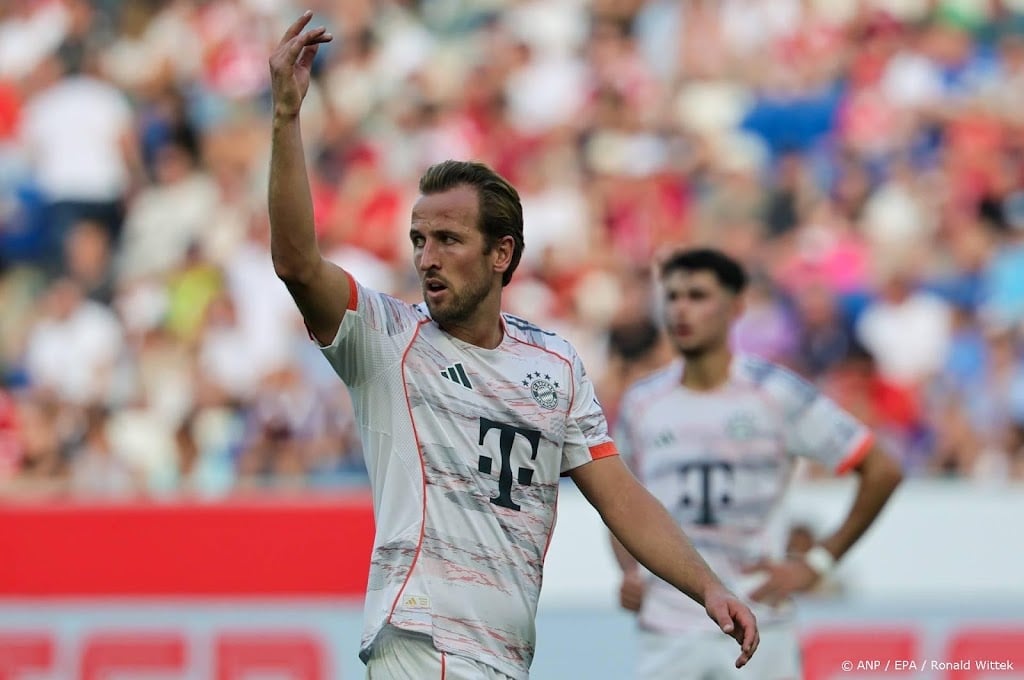 Kane scoort bij Hoffenheim drie keer voor winnend Bayern