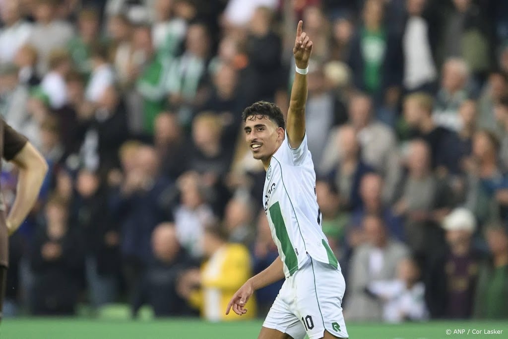 FC Groningen klimt na zege op Telstar naar top van de Eredivisie