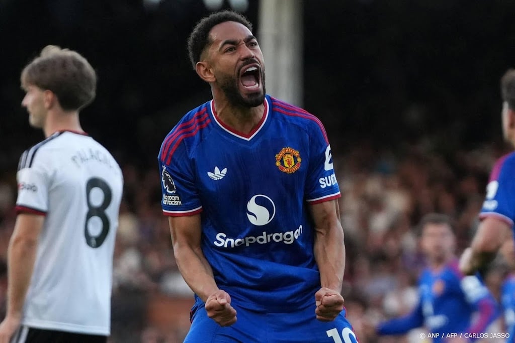 Cunha redt in slotfase punt voor Manchester United