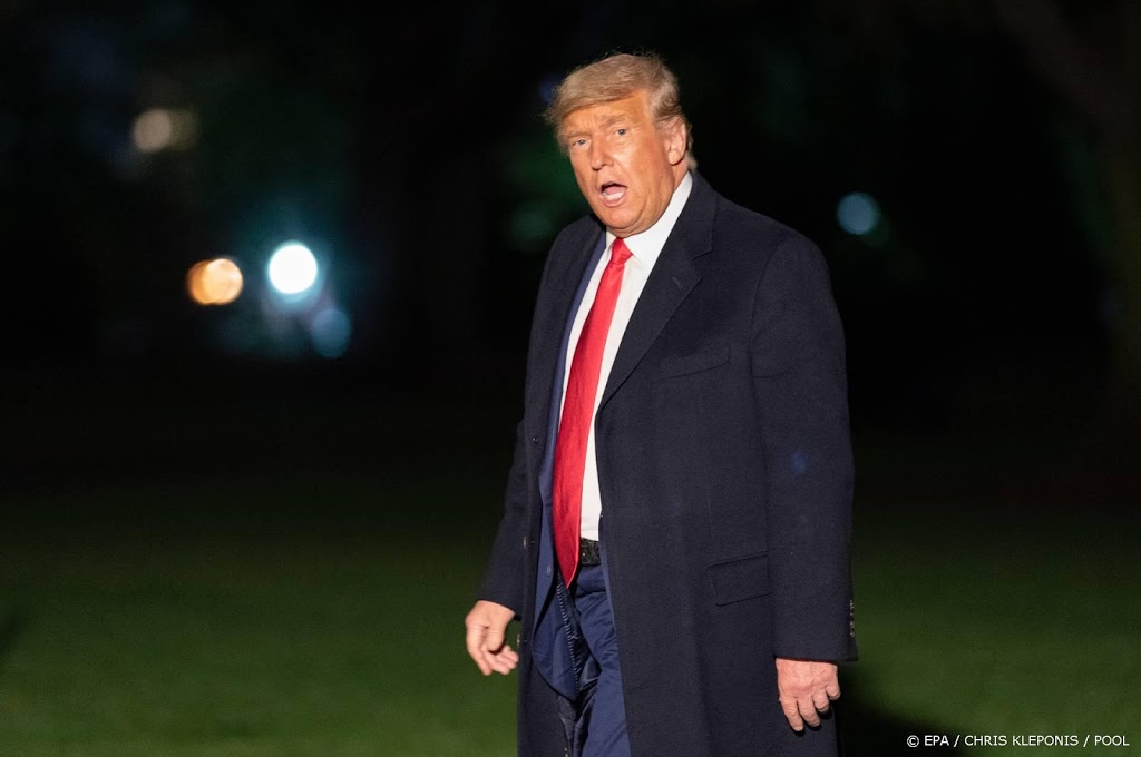 Trump vindt muteknop tijdens debat gestoord