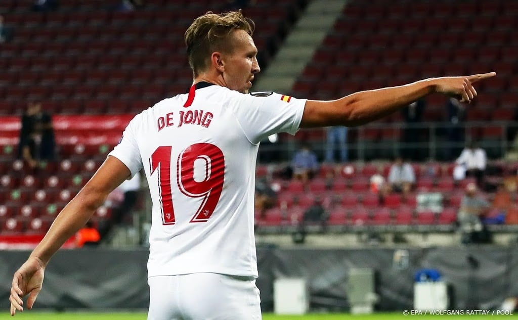 Sevilla met Luuk de Jong tegen Chelsea
