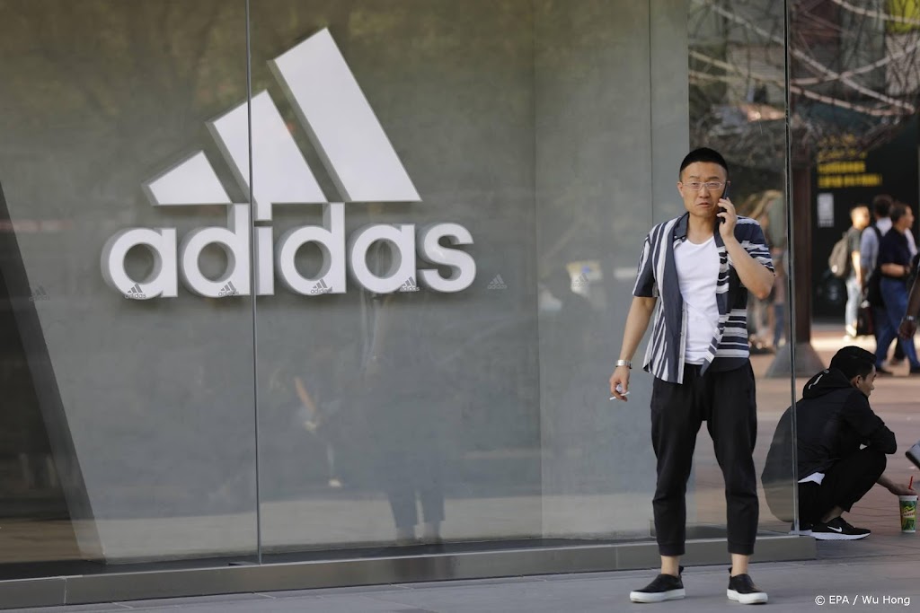 Tegenvallende verkopen nopen Adidas tot nieuwe winstwaarschuwing