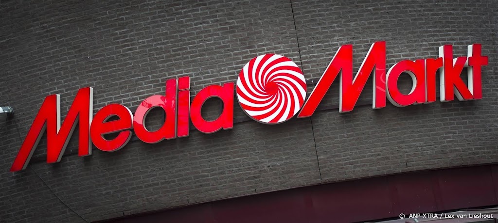 MediaMarkt overweegt overnemen winkels failliete BCC