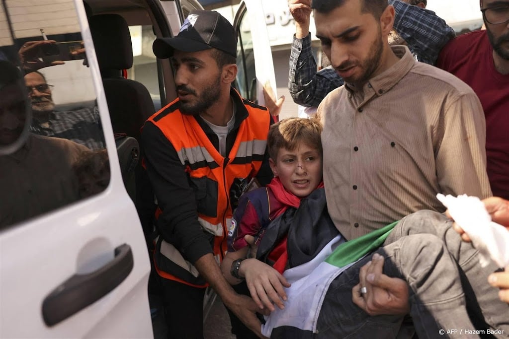 Rode Halve Maan: Israël eist evacuatie van ziekenhuis in Gaza