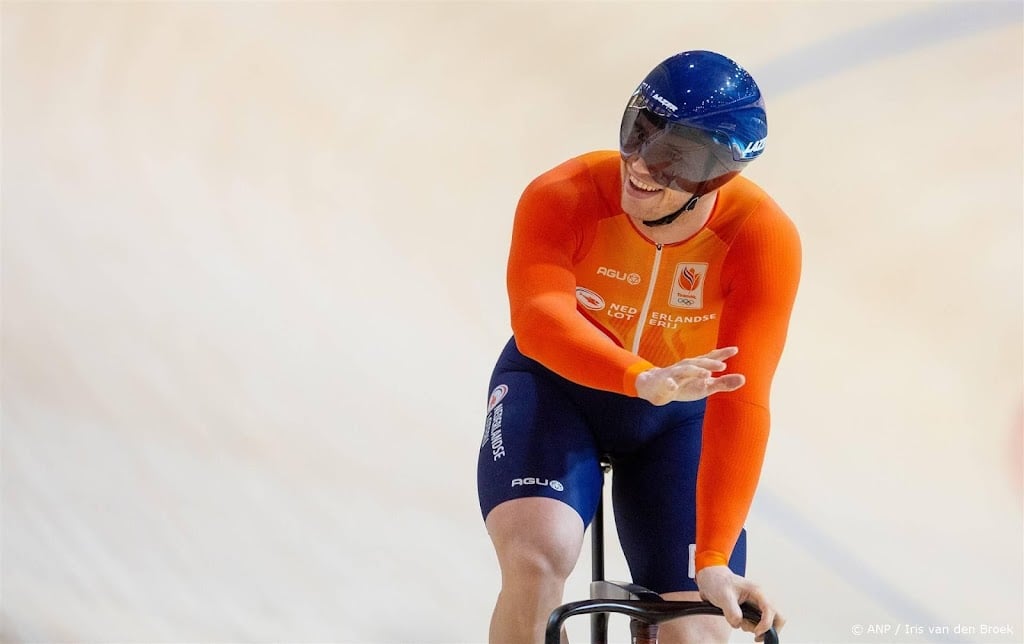Lavreysen naar finale sprinttoernooi op WK baan