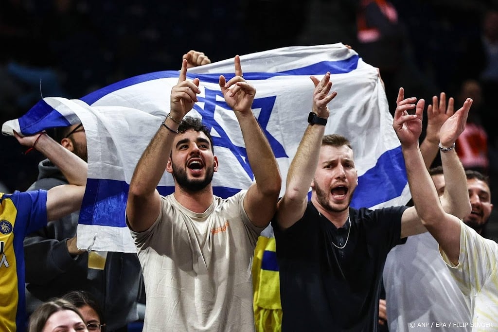Derby in Tel Aviv afgelast om rellen Maccabi-fans