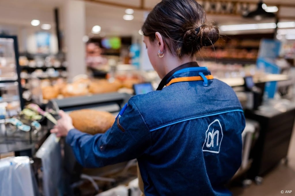 Albert Heijn doet aangifte na dichtplakken sloten 40 winkels