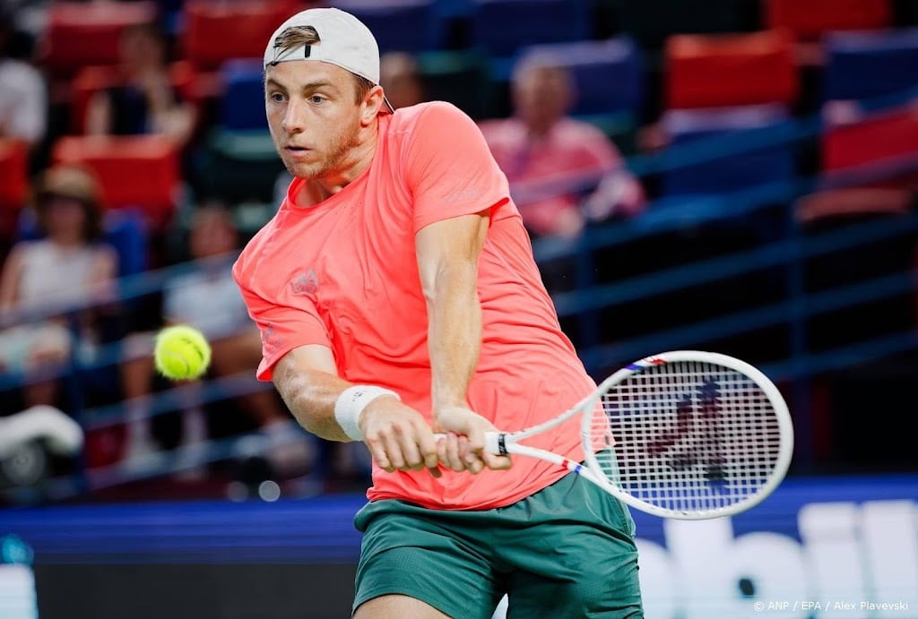 Tennisser Griekspoor bereikt tweede ronde in Wenen