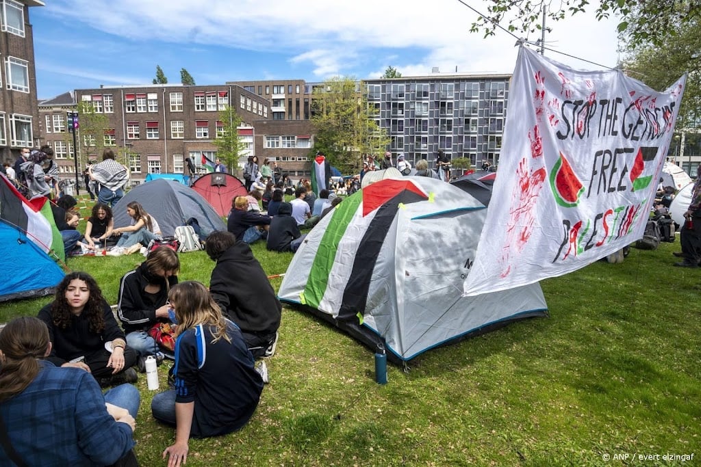 OM eist taakstraf voor mishandeling bij tentenprotest UvA