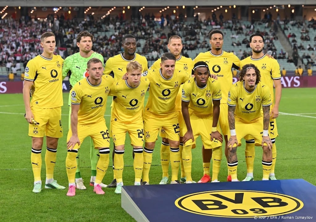 Veerman bereidt winnende doelpunt van Borussia Dortmund voor 