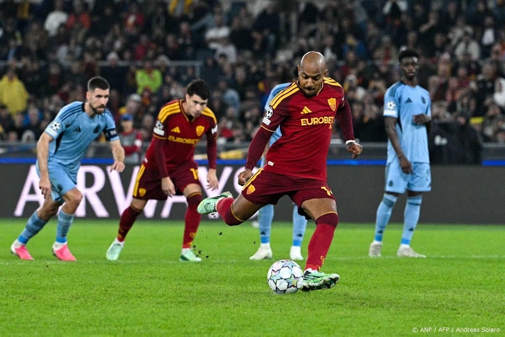 Malen met goal en assist belangrijk voor Roma in Champions League