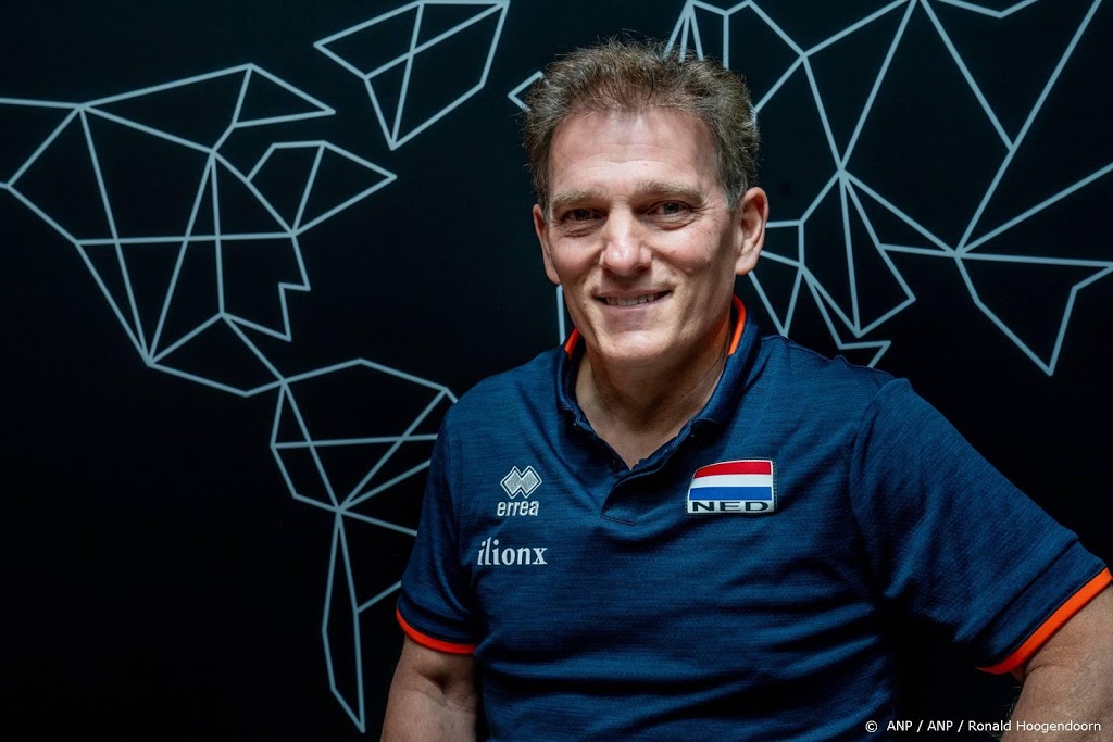 Bondscoach Selinger wil met volleybalsters terug naar wereldtop