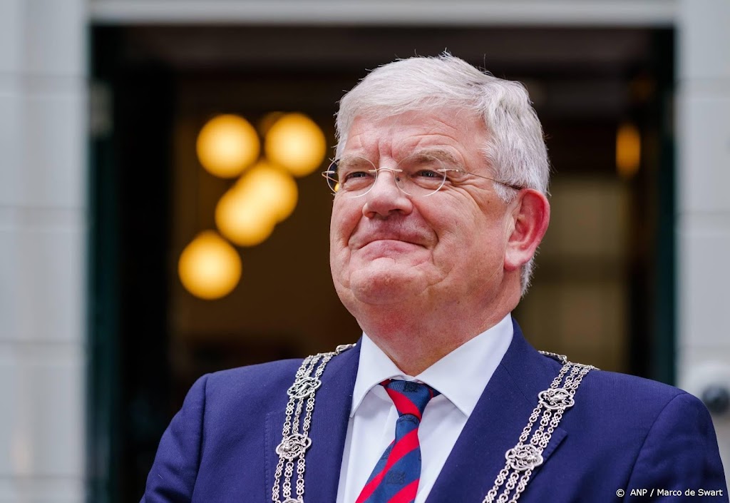 Burgemeester Den Haag biedt excuses aan voor slavernijverleden