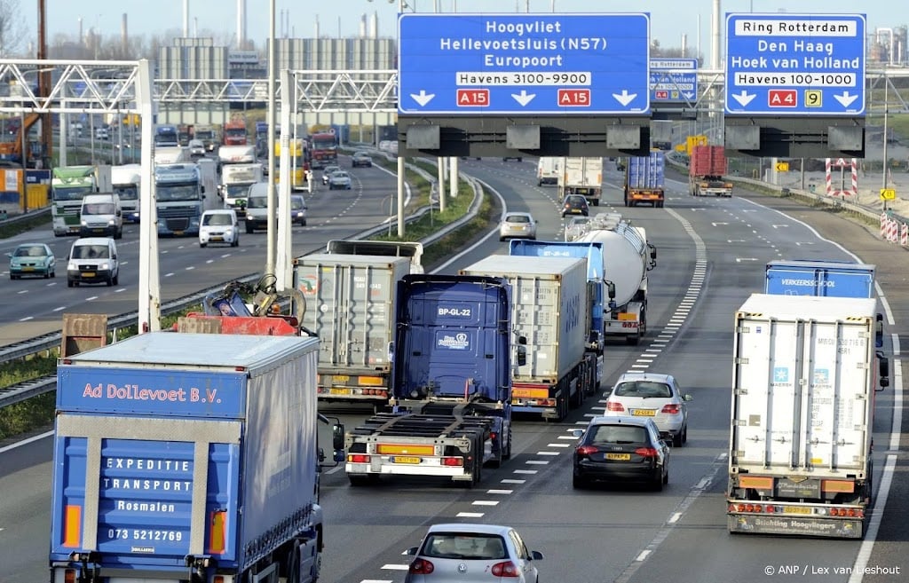 Frans concern wil transportbedrijf Vos Logistics uit Oss inlijven