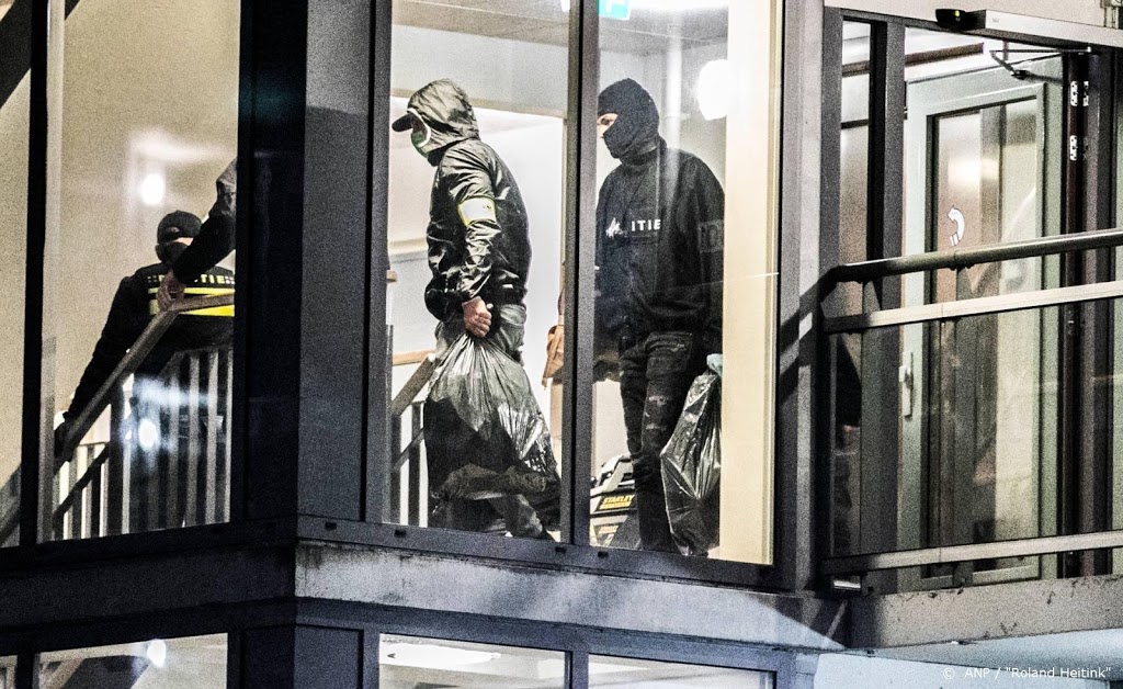 Zes medeverdachten Taghi vrijgelaten
