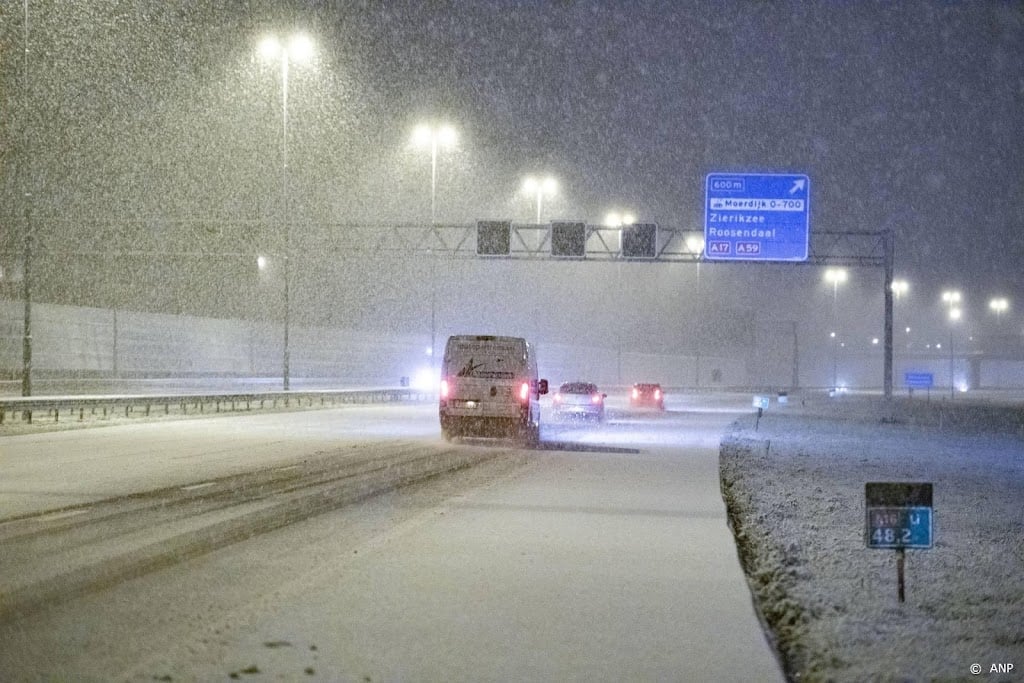 Verzekeraar: groot deel automobilisten bang bij slecht weer