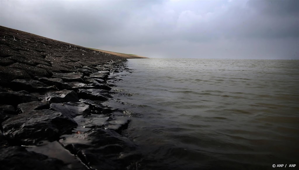 Waddenprovincies vragen minister om stop gaswinning Waddenzee
