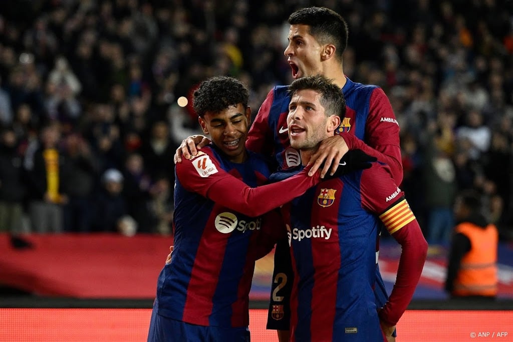 Barcelona boekt nipte zege op Almería na twee goals Sergi Roberto