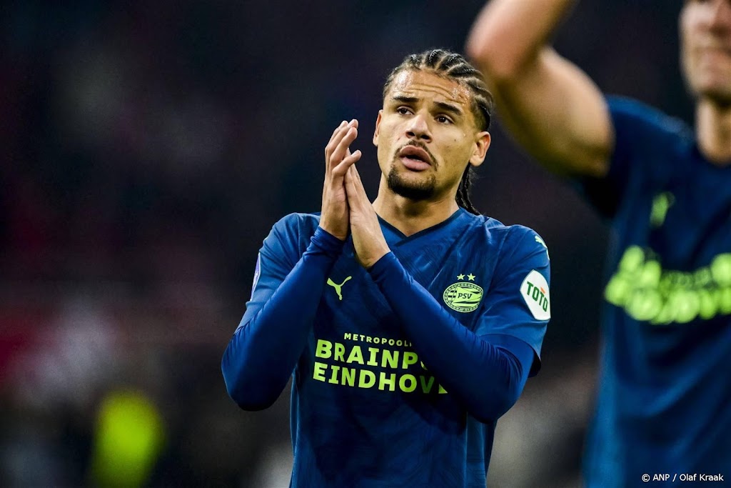 PSV legt verdediger Obispo twee seizoenen langer vast