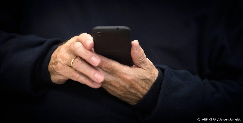 Europees Parlement: laat werknemer telefoon uitzetten na werktijd