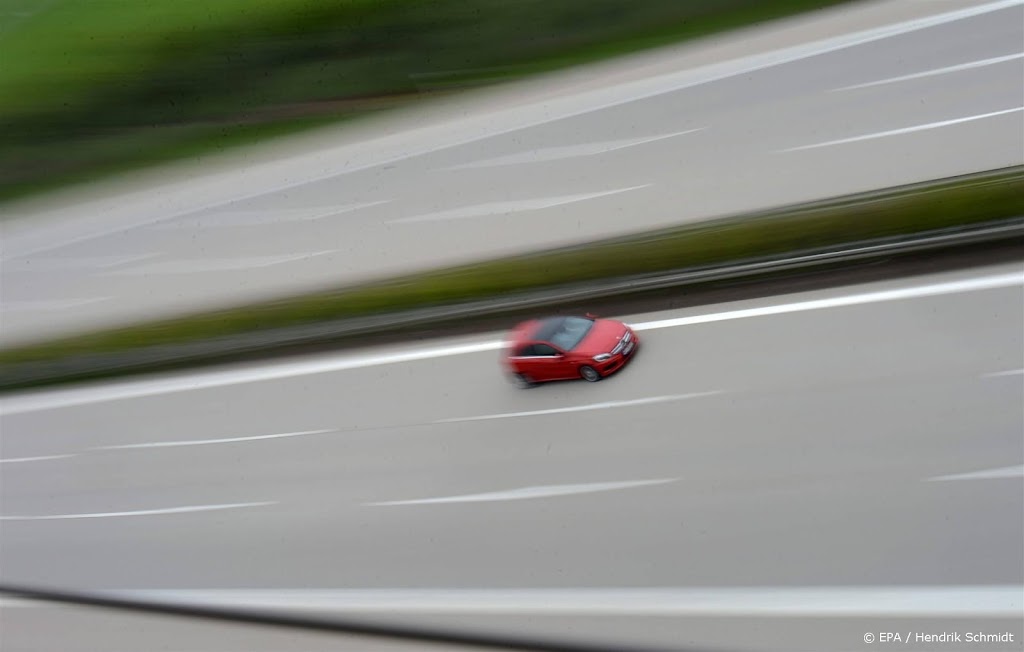 Spookrijder vlucht met 300 kilometer per uur voor Duitse politie
