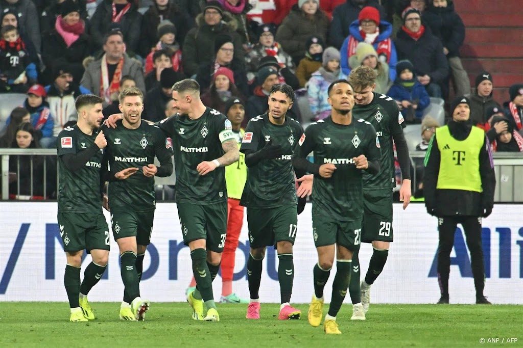 Bayern München lijdt eerste thuisnederlaag van het seizoen