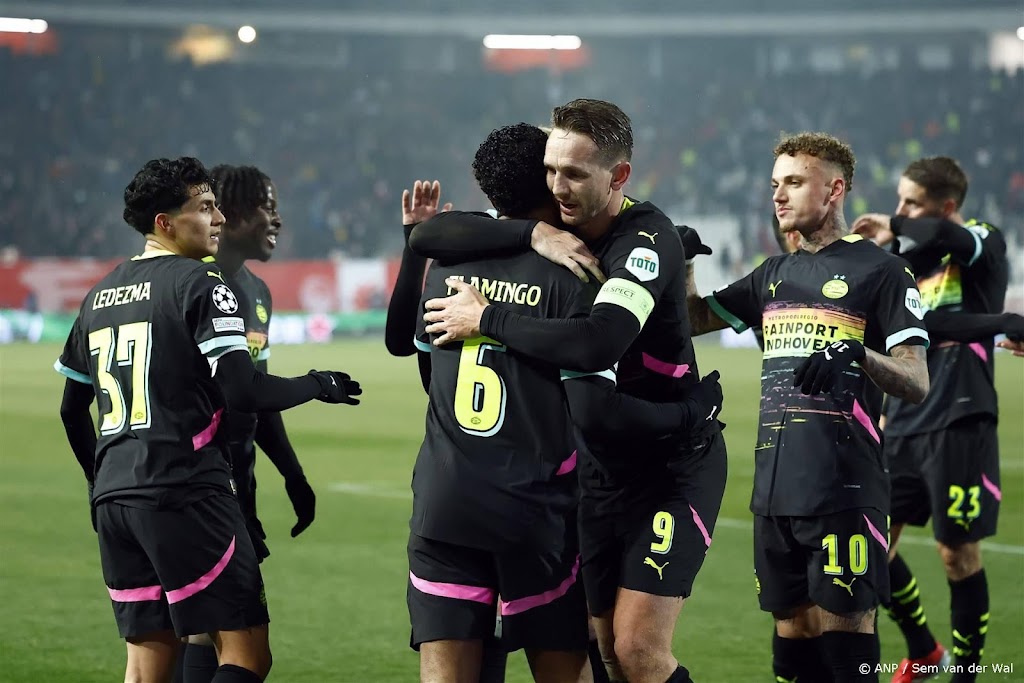 PSV boekt in Champions League belangrijke zege (2-3) op Rode Ster