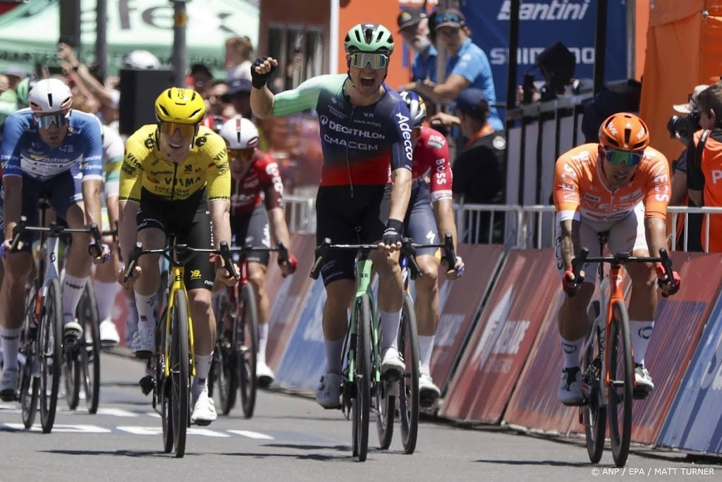 Deen Lund Andresen sprint naar zege in eerste rit Tour Down Under