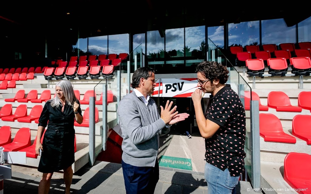 PSV vol vertrouwen naar Vitesse