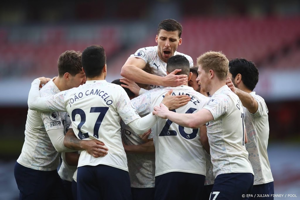 Koploper Manchester City klopt Arsenal opnieuw