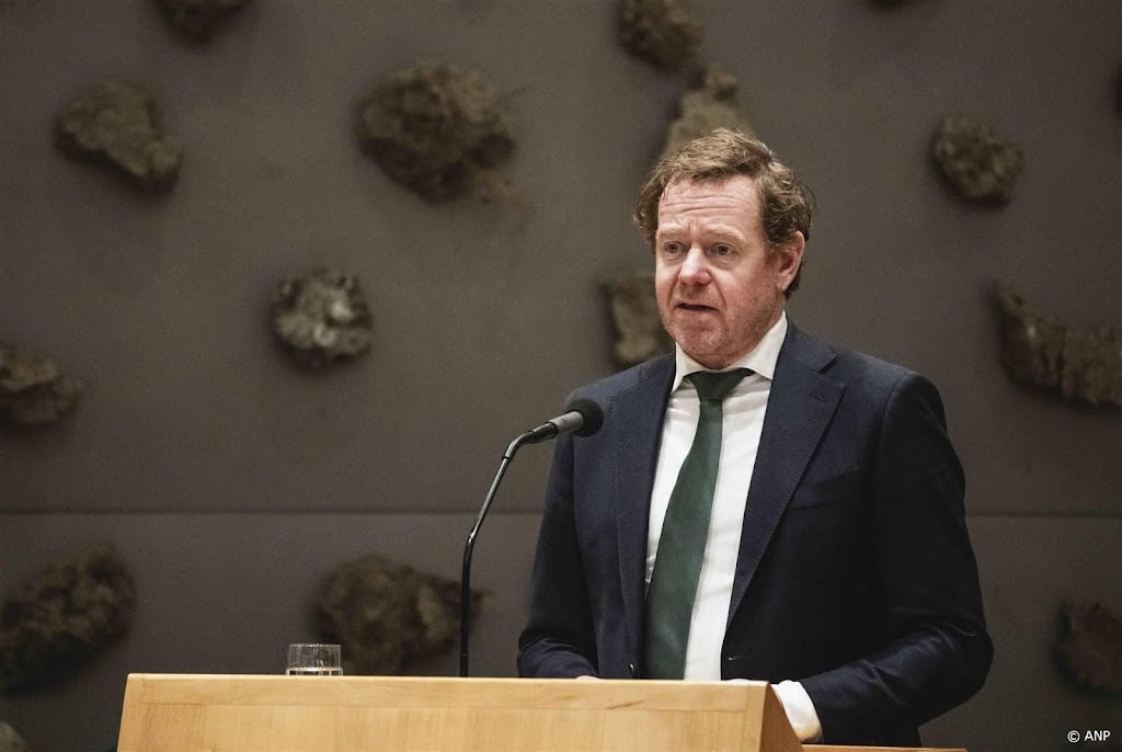 Van Weel denkt dat het lastig wordt om predikers te weren