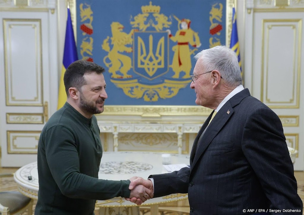 Amerikaanse Oekraïne-gezant prijst dappere Zelensky