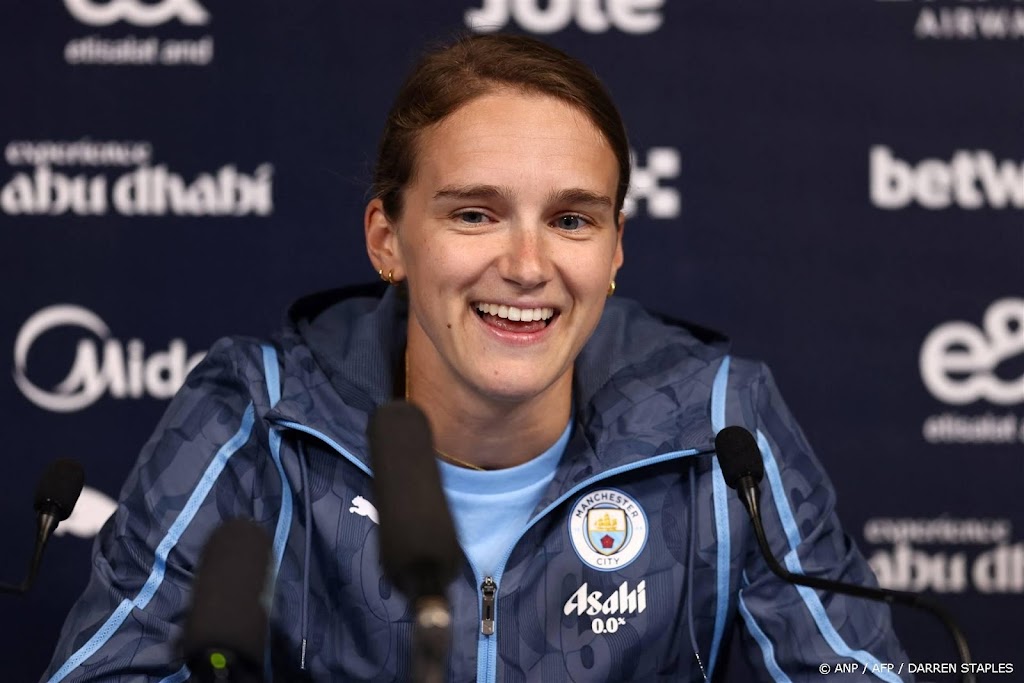 Miedema en Dijkstra keren terug in basis Oranjevrouwen