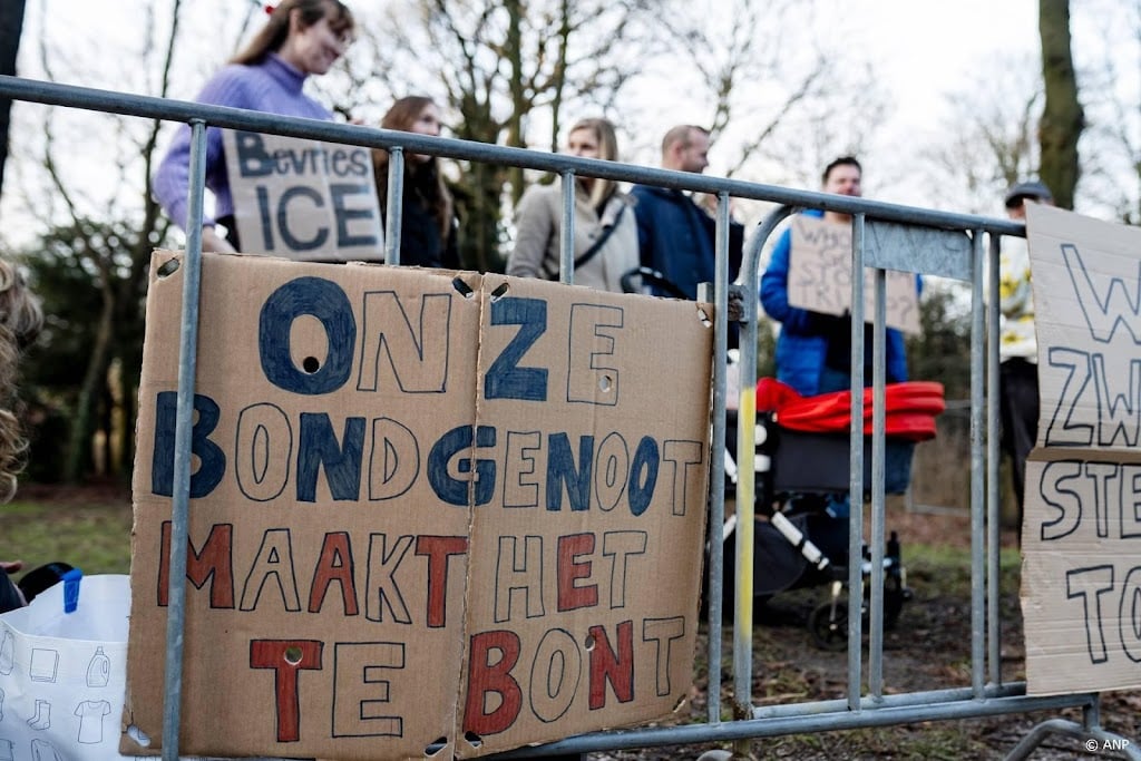 Zo'n honderd mensen bij demonstratie in Den Haag tegen ICE