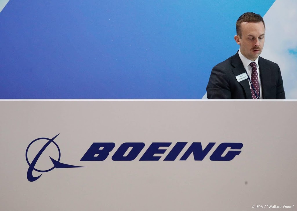 Boeing schrapt dividend en salaris topman