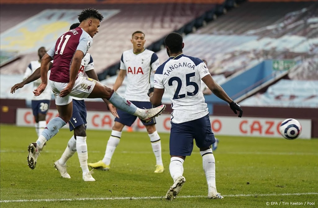 Tottenham Hotspur laat coach Mourinho weer lachen
