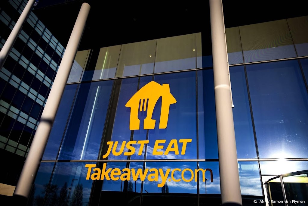 Krant: Just Eat Takeaway schrapt 1700 banen VK, vooral bezorgers