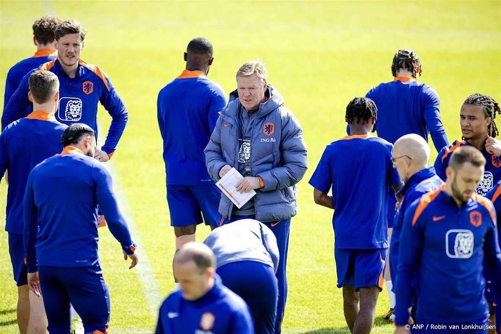 Oranje traint met fitte selectie voor oefenduel met Schotland