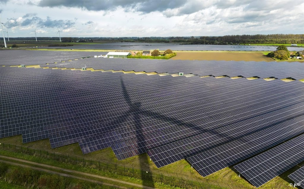 Netbeheerders mogen standaardcontracten wind- en zonnepark bieden