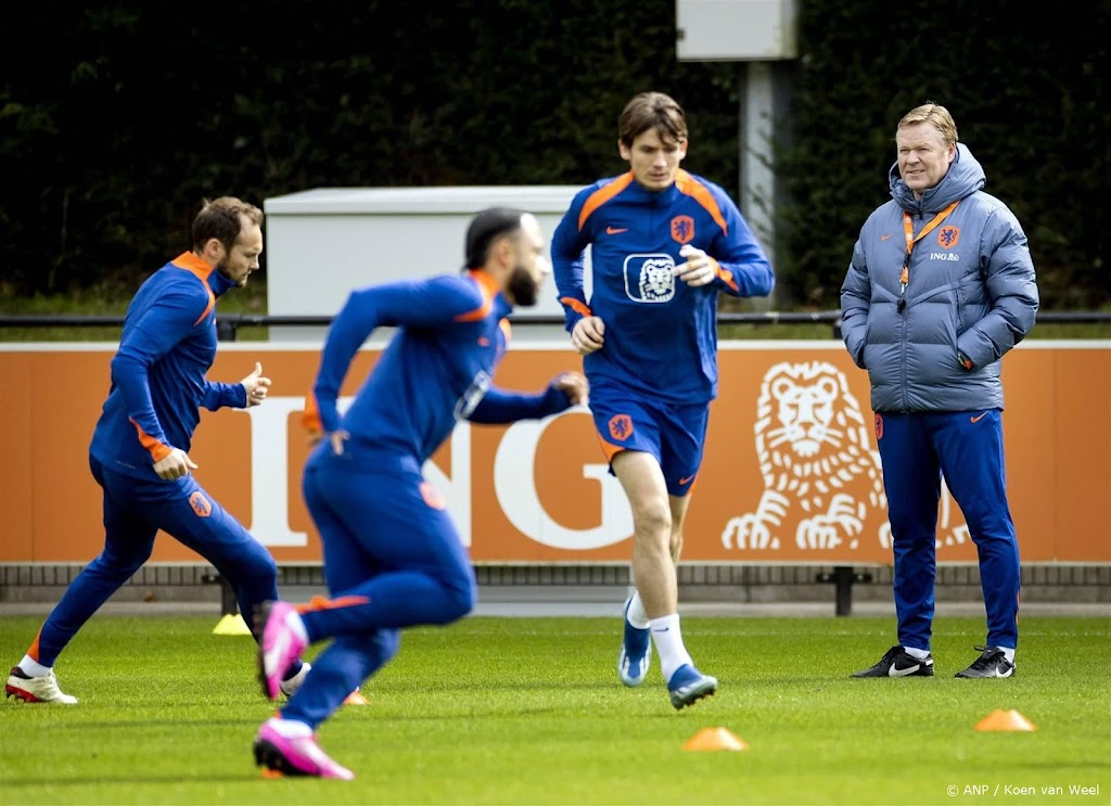 Bondscoach Koeman is voorzichtig met fitte Depay