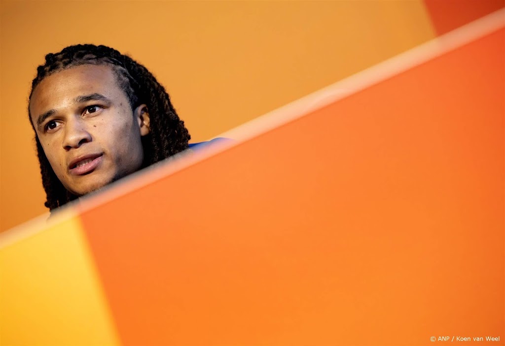 Verdediger Aké wil ook met Oranje voor hoofdprijs strijden 