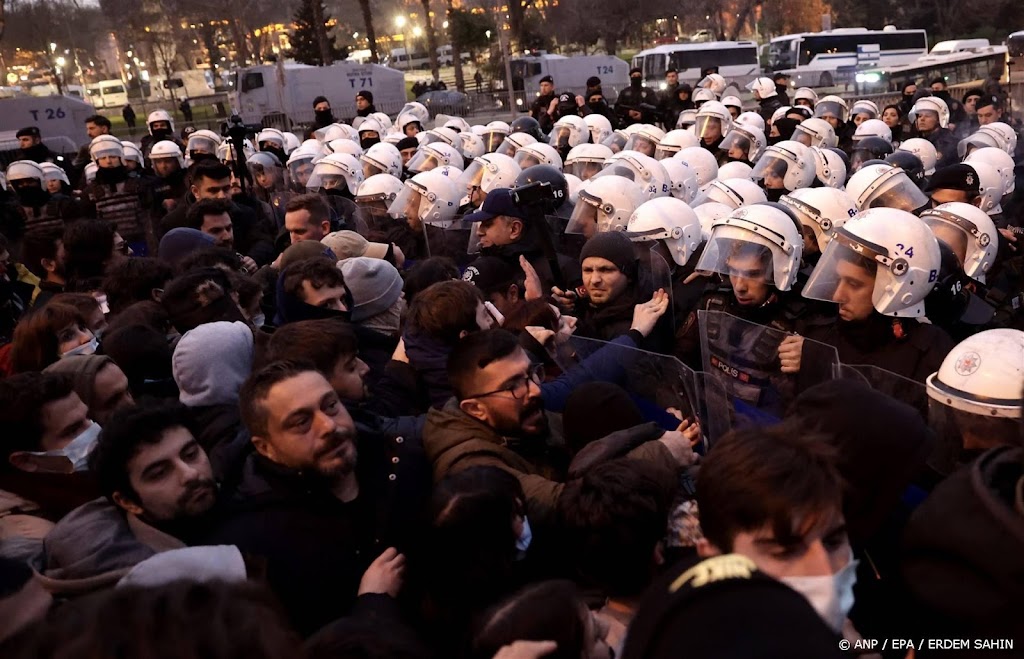 Turkije verbiedt demonstraties in drie grootste steden