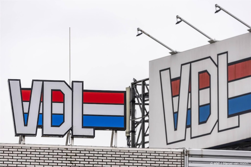VDL boekt minder omzet en winst door sluiting autofabriek Born